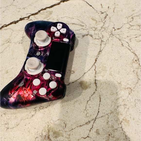 SCUF IMPACT VOID PlayStation 4
Controllers - Picture 2 of 6